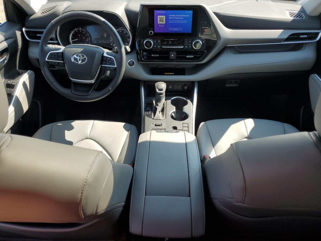 2024 TOYOTA HIGHLANDER