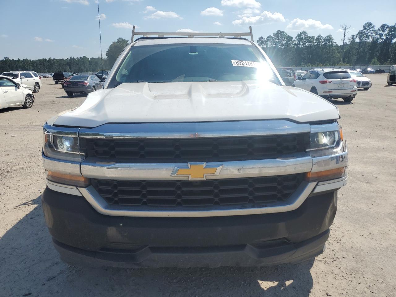 2018 CHEVROLET Silverado