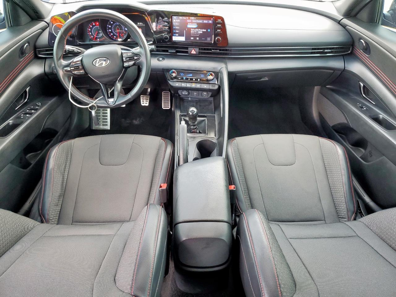 2022 HYUNDAI ELANTRA