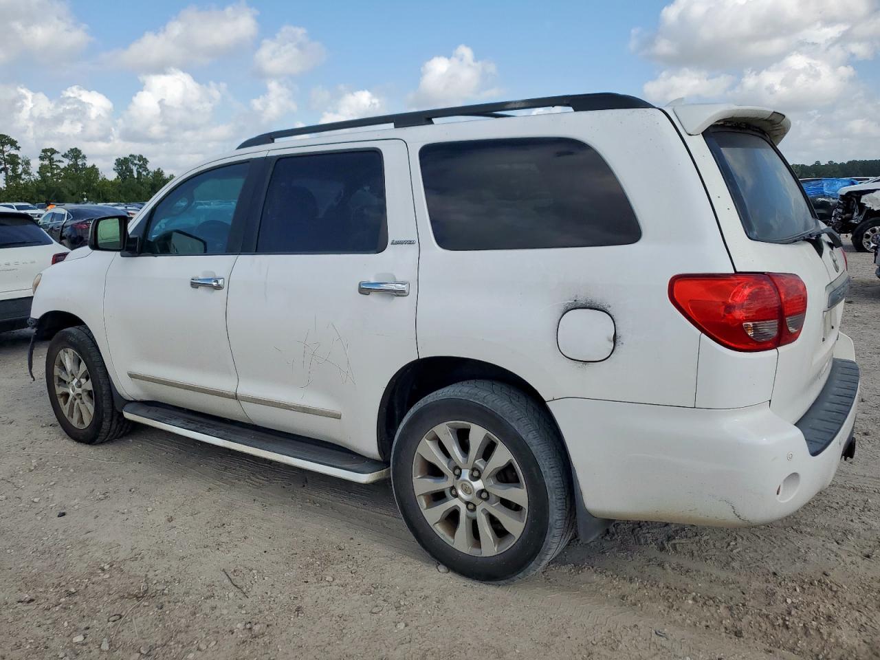 2012 TOYOTA Sequoia