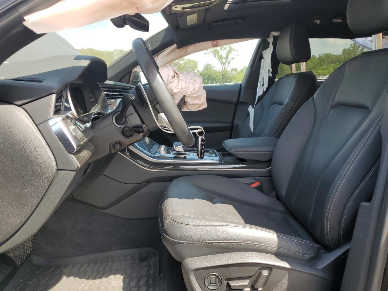 2021 AUDI Q8