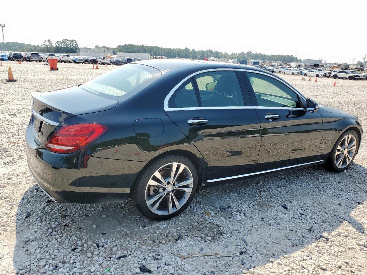 2016 MERCEDES-BENZ C-CLASS