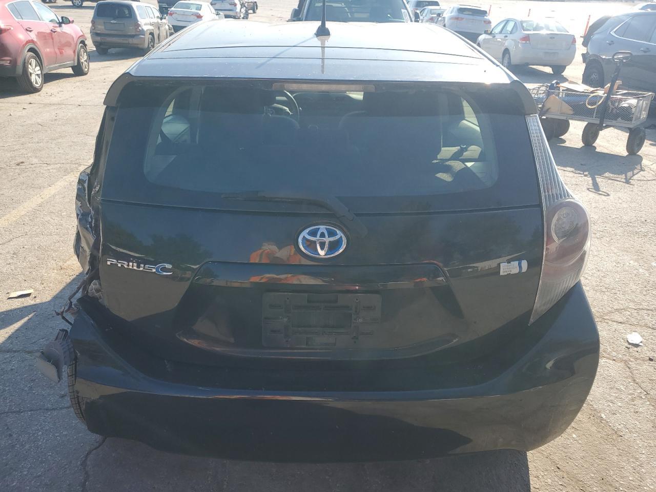 2013 TOYOTA Prius c
