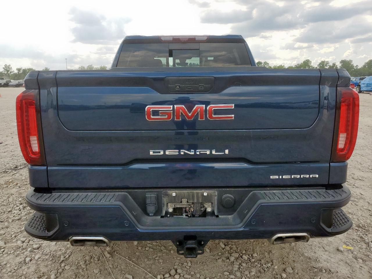 2022 GMC Sierra
