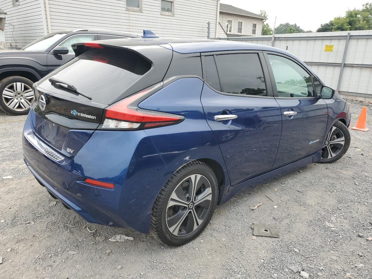 2018 NISSAN LEAF