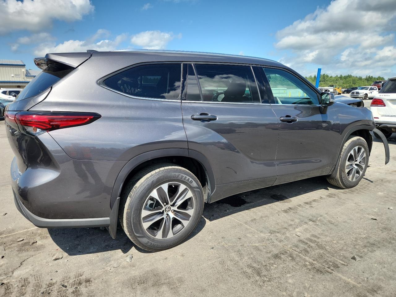 2021 TOYOTA HIGHLANDER