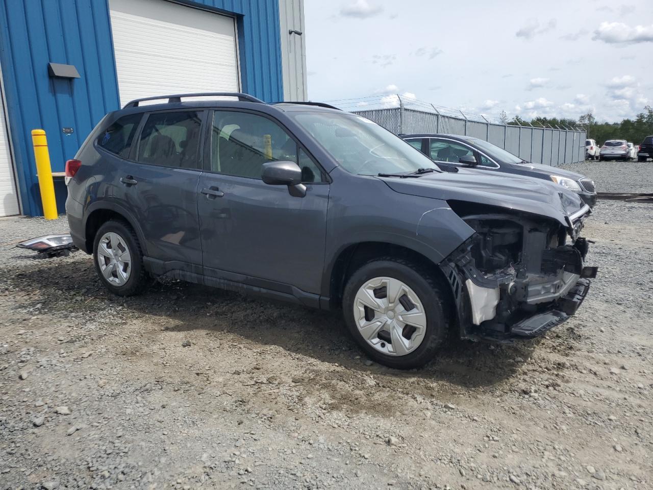 2021 SUBARU FORESTER