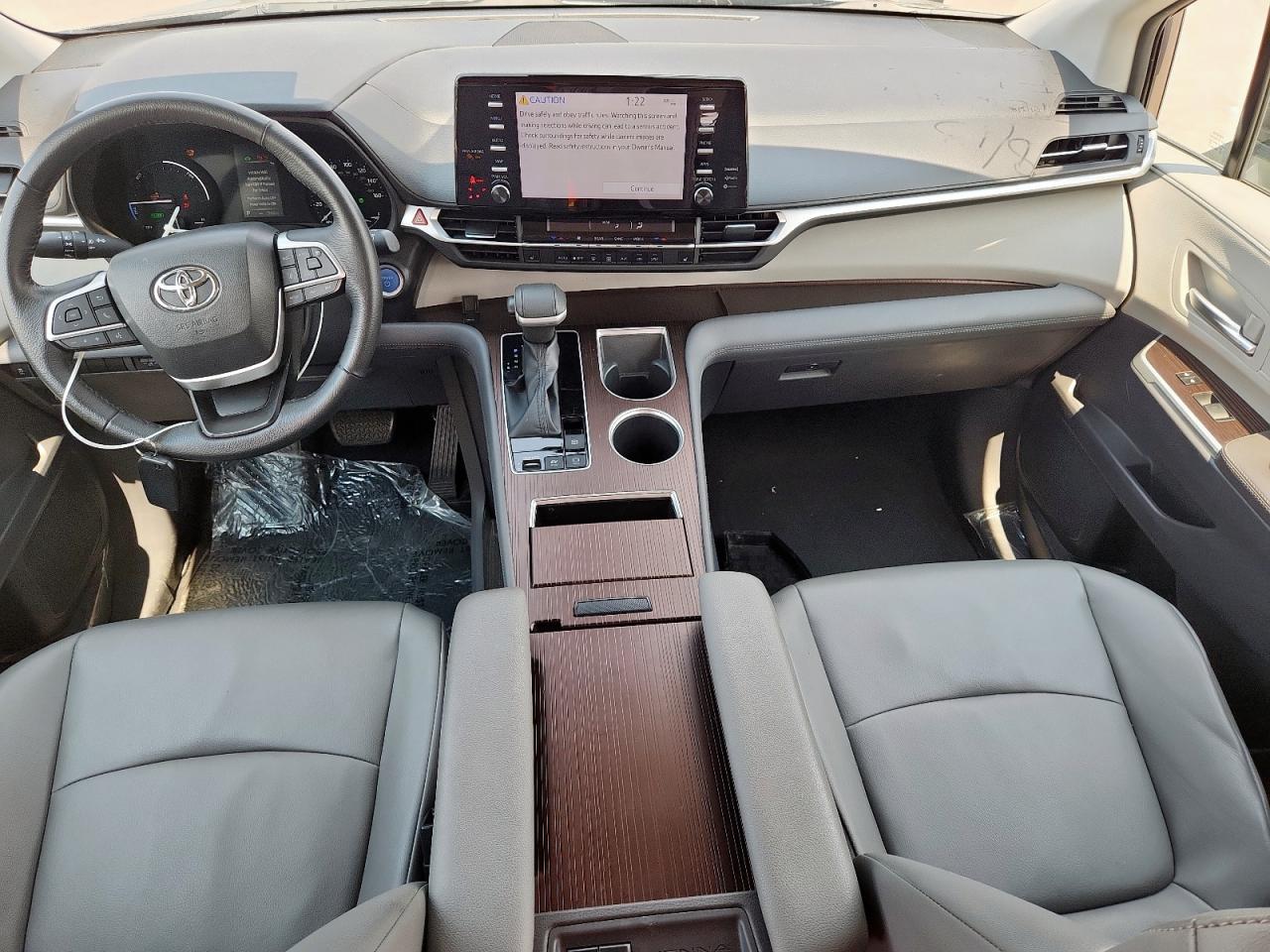 2022 TOYOTA SIENNA
