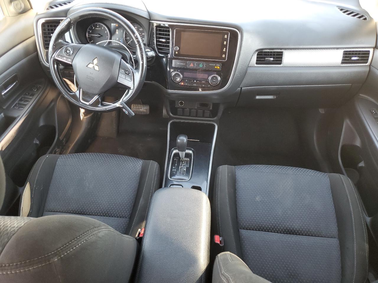 2017 MITSUBISHI outlander