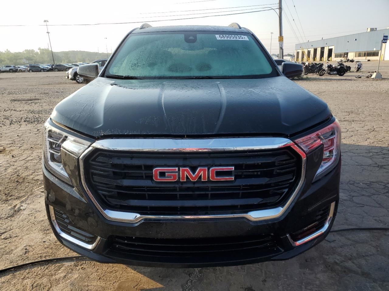 2024 GMC Terrain
