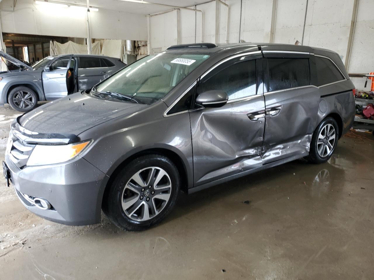 2014 HONDA ODYSSEY