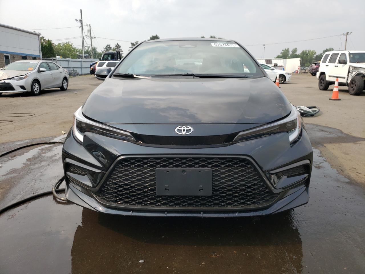 2025 TOYOTA COROLLA