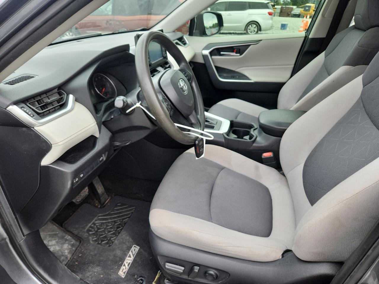 2019 TOYOTA RAV4