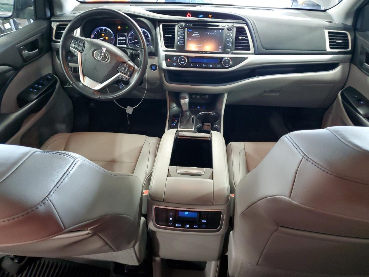 2019 TOYOTA HIGHLANDER