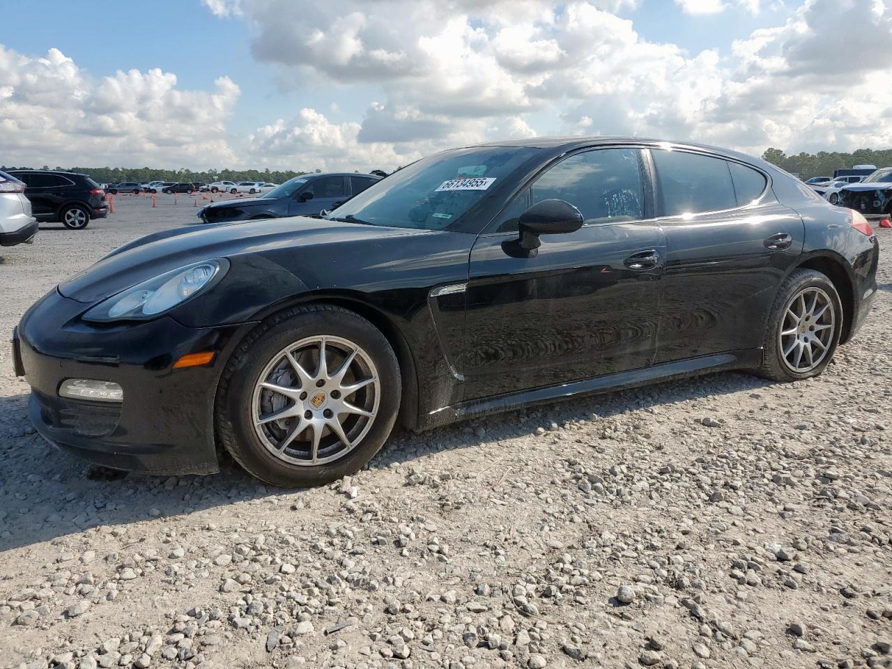 2012 PORSCHE Panamera