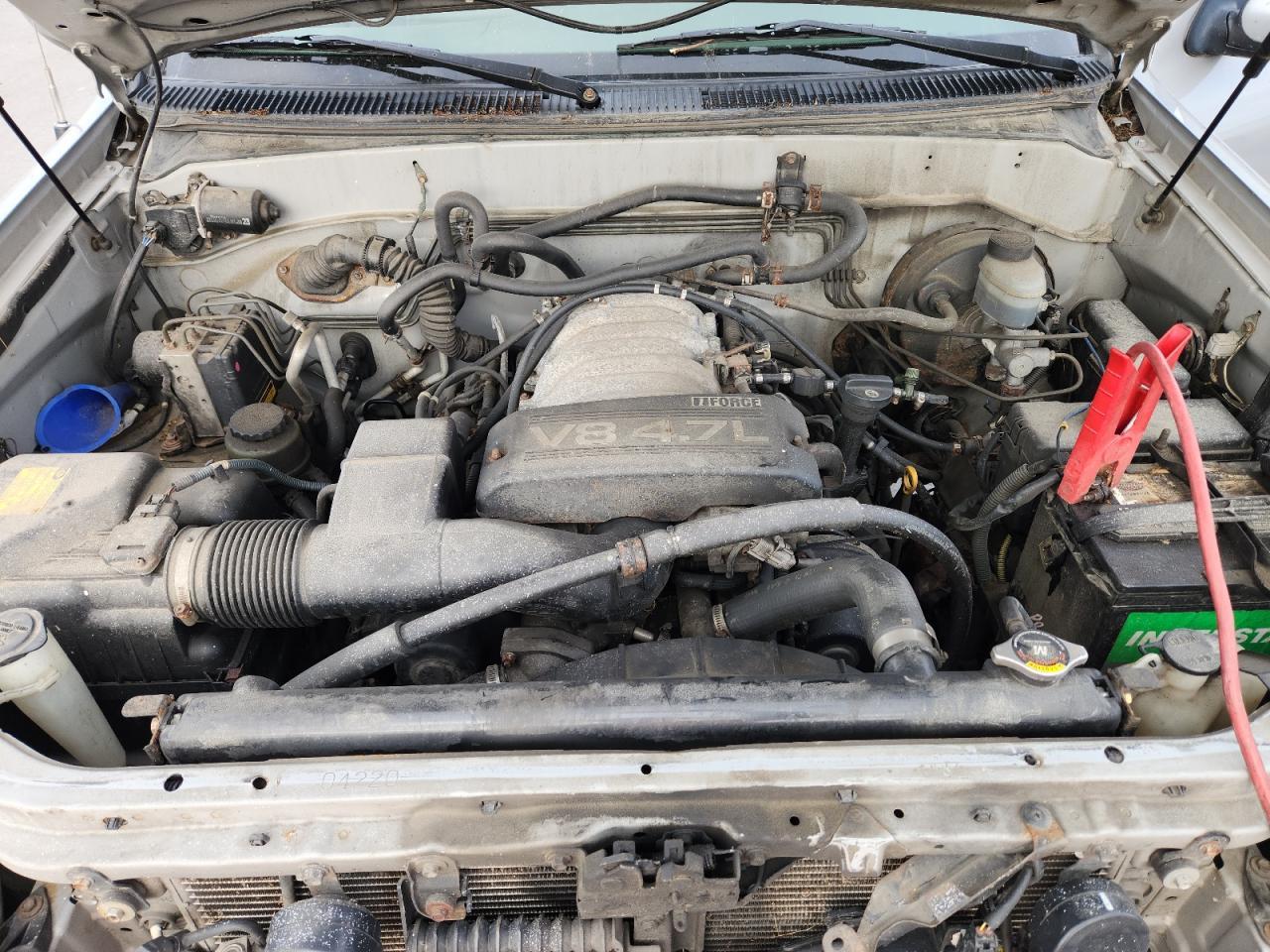 2002 TOYOTA Sequoia