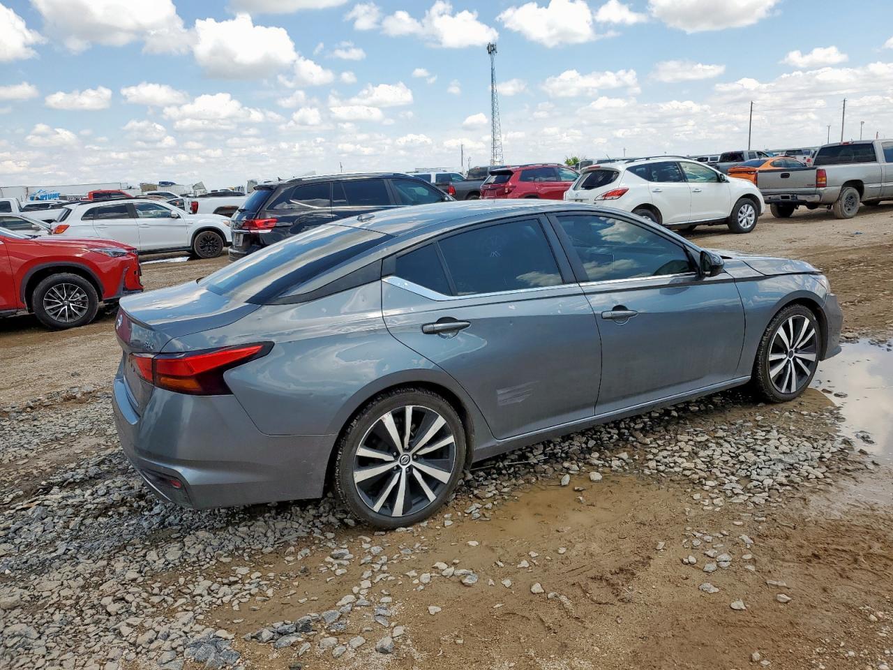 2021 NISSAN ALTIMA