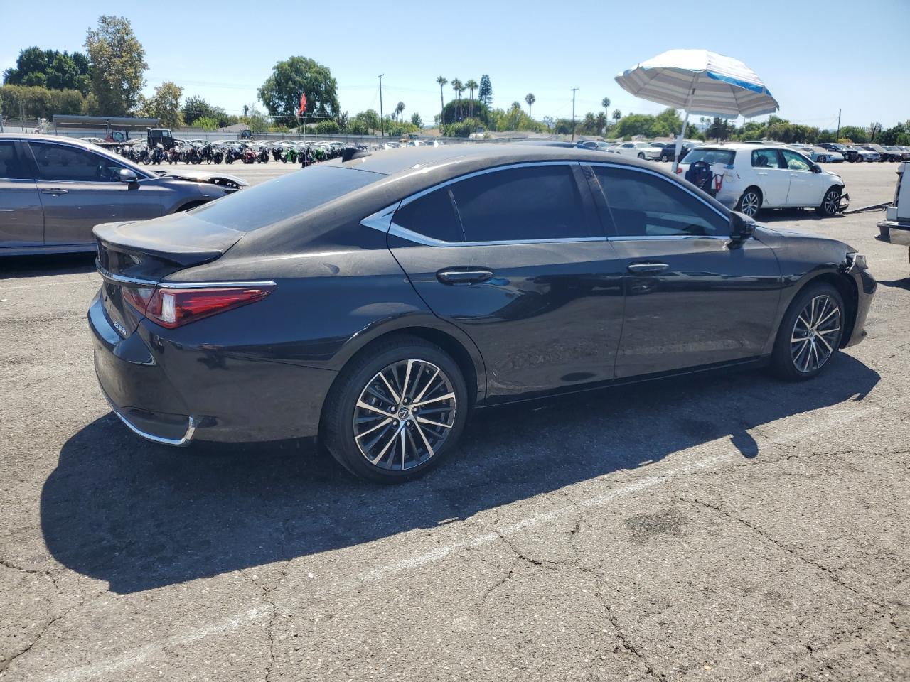 2024 LEXUS ES 300H