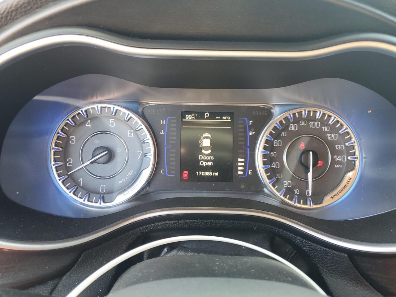 2015 CHRYSLER 200
