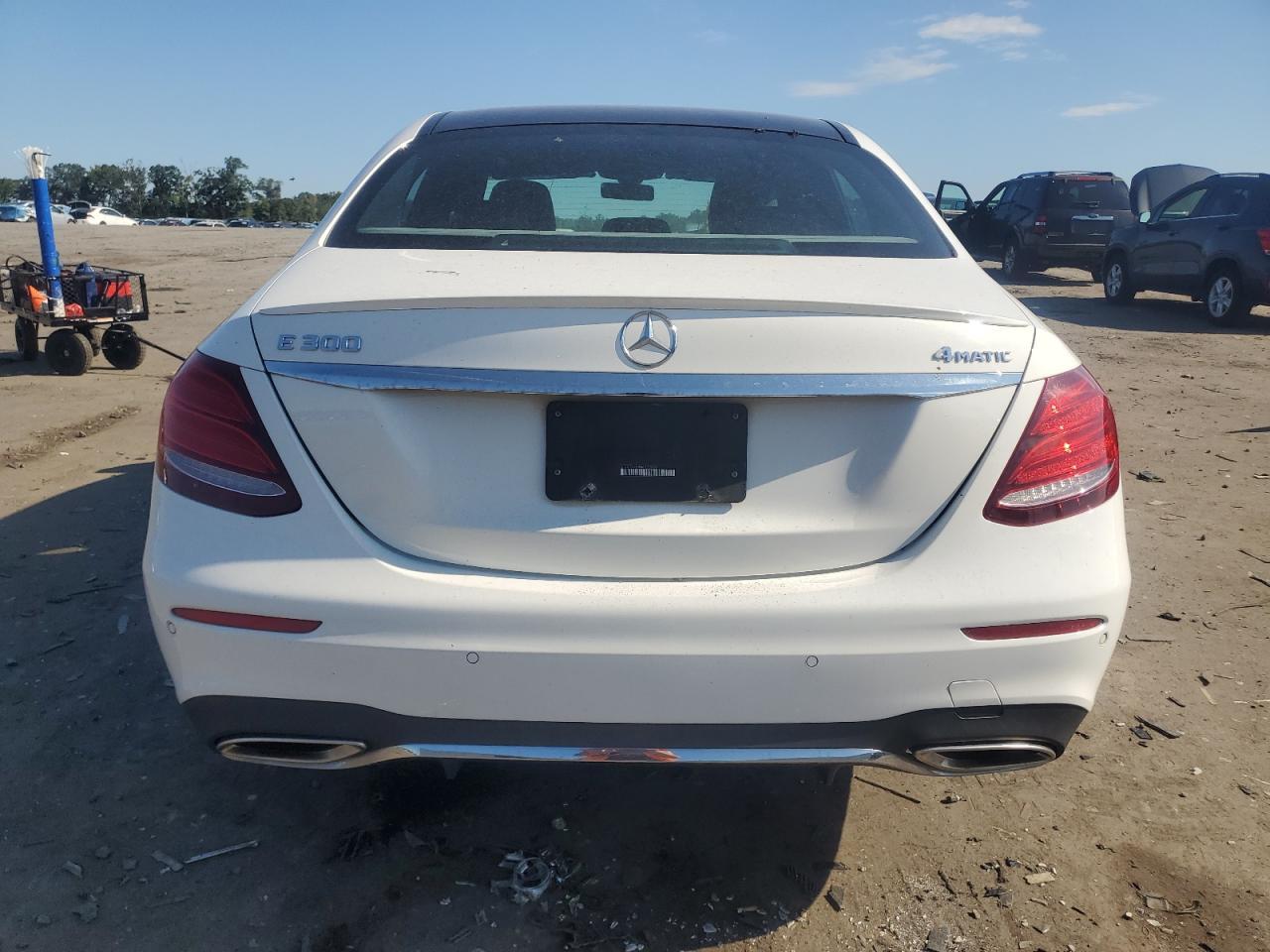2017 MERCEDES-BENZ E-Class
