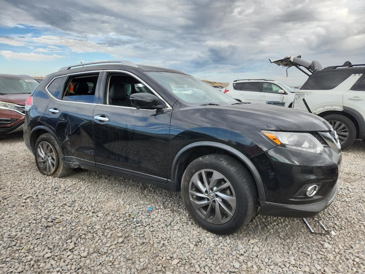 2016 NISSAN ROGUE