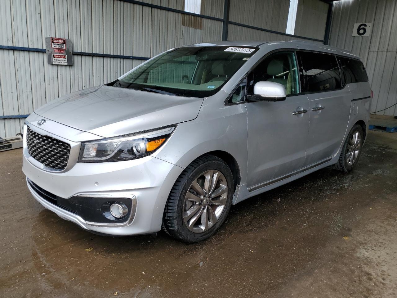 2018 KIA SEDONA