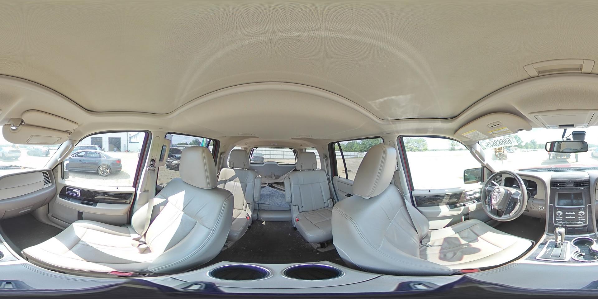 2017 LINCOLN Navigator