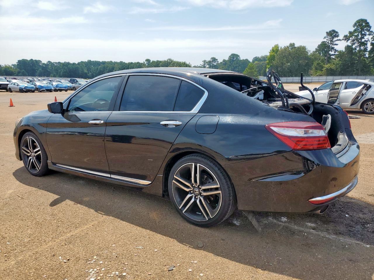 2016 HONDA ACCORD