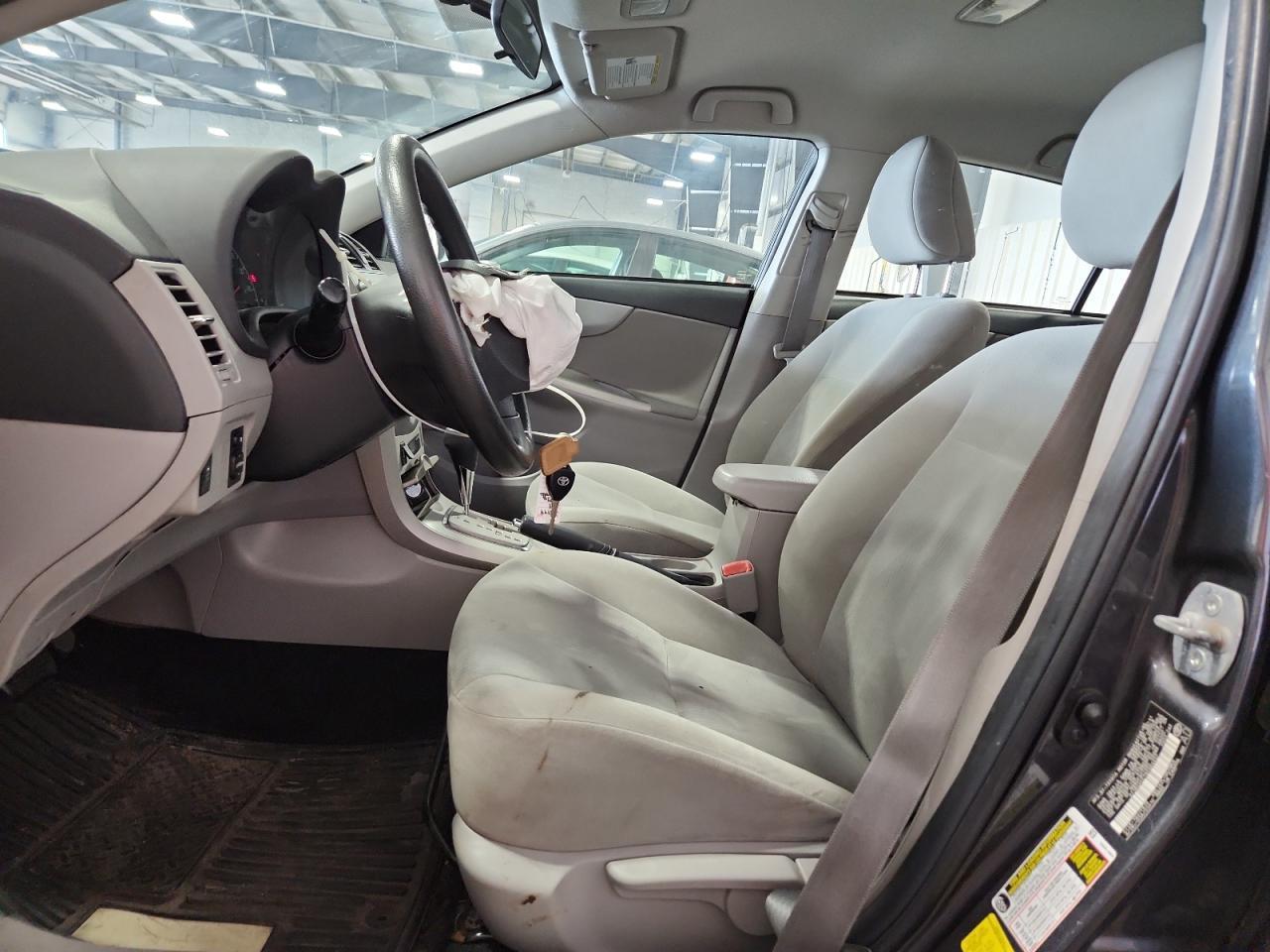 2011 TOYOTA COROLLA