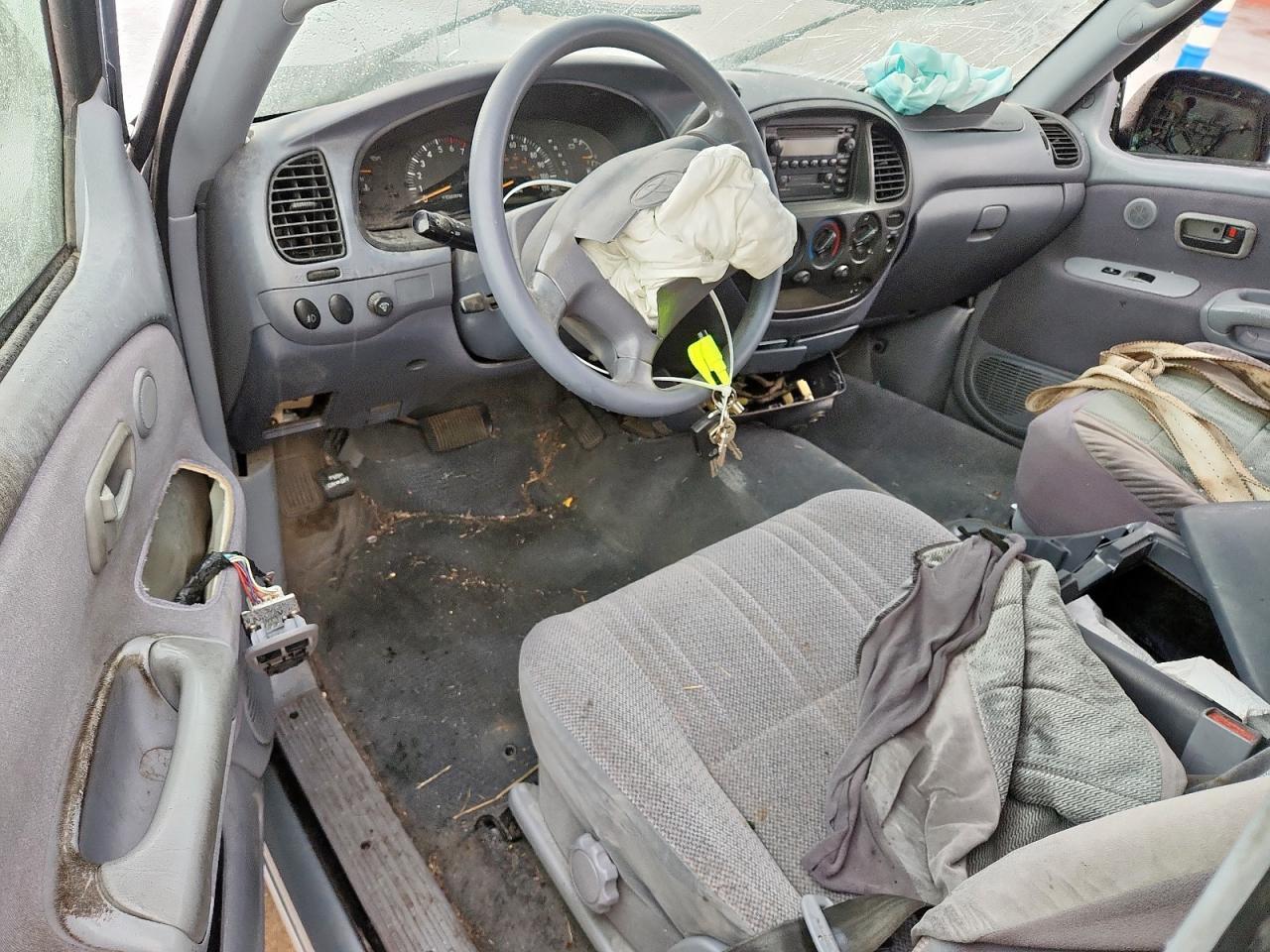 2000 TOYOTA TUNDRA