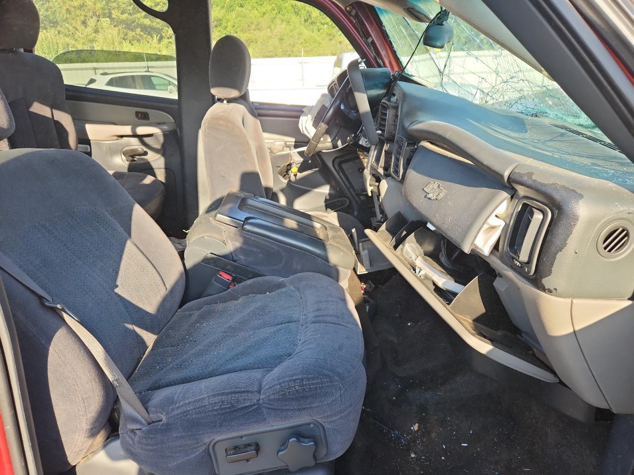 2002 CHEVROLET Tahoe