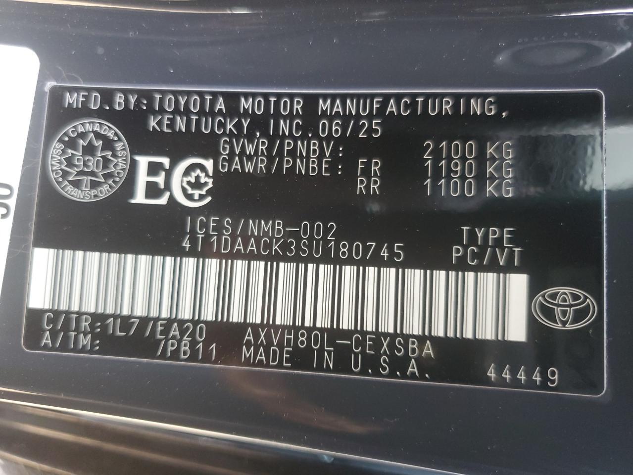 2025 TOYOTA CAMRY