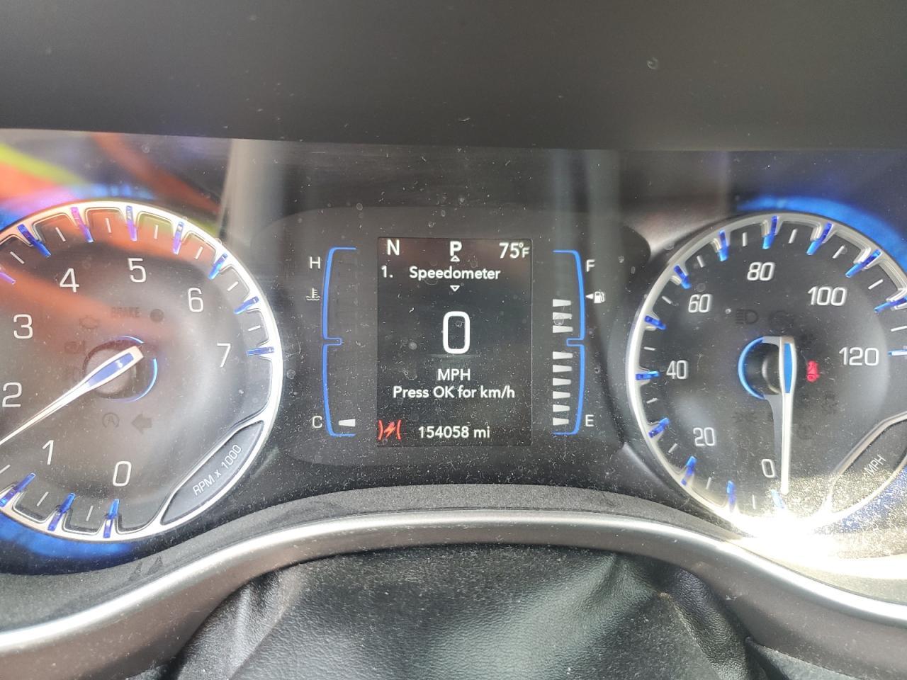 2021 CHRYSLER Voyager