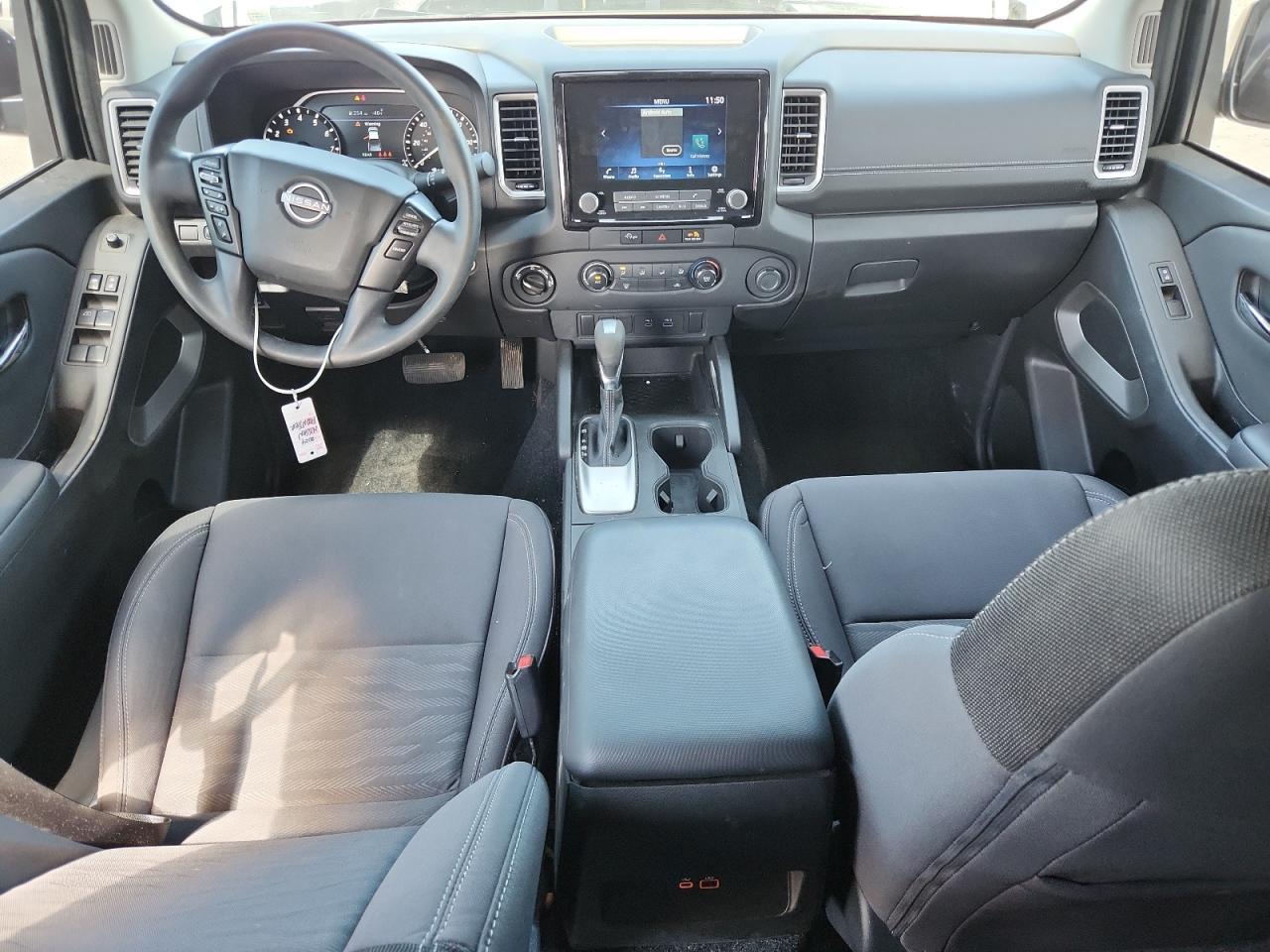 2024 NISSAN Frontier