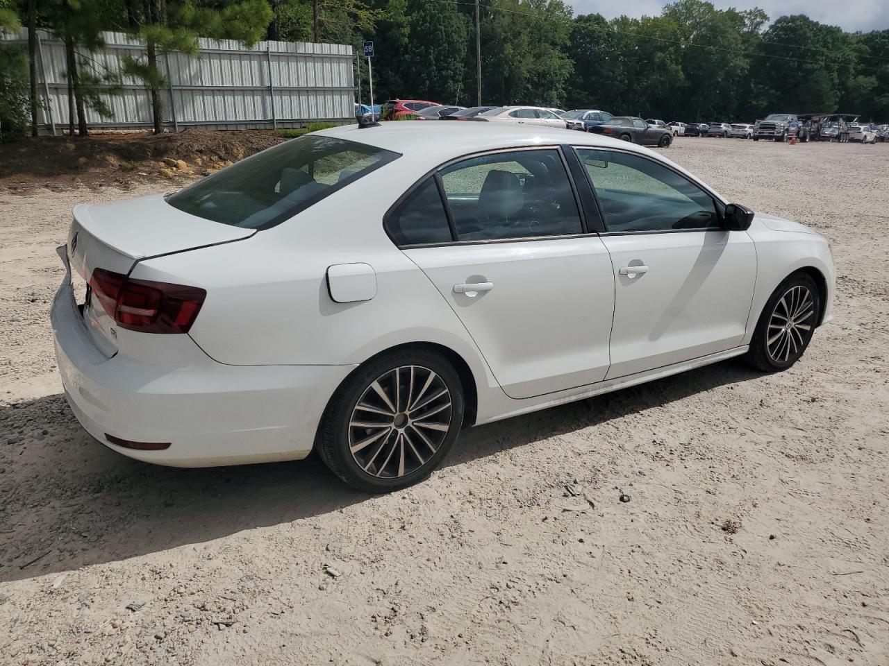 2016 VOLKSWAGEN JETTA