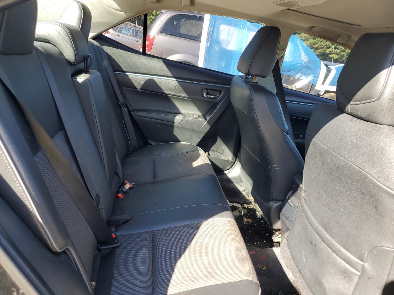 2015 TOYOTA COROLLA