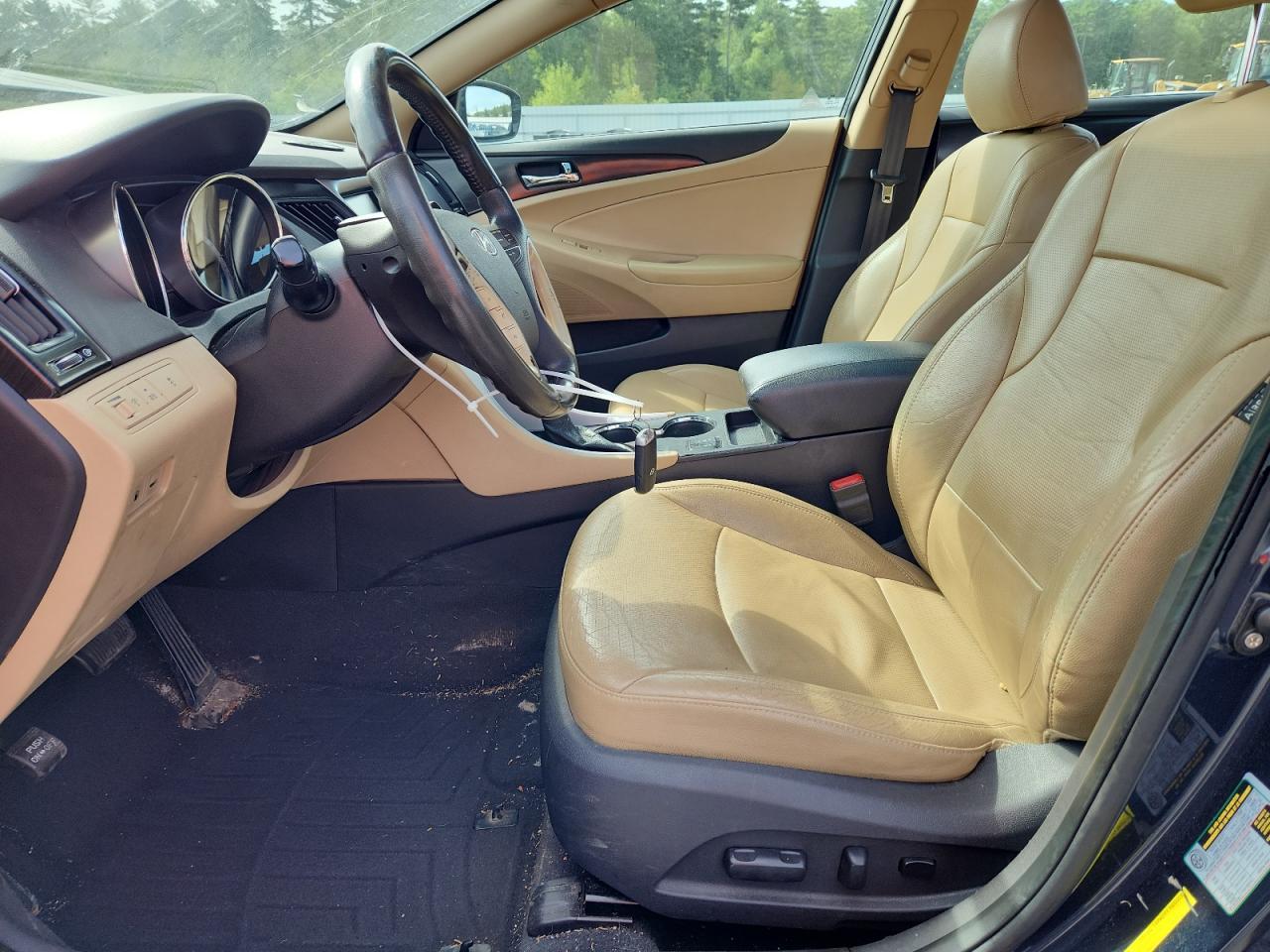 2011 HYUNDAI SONATA