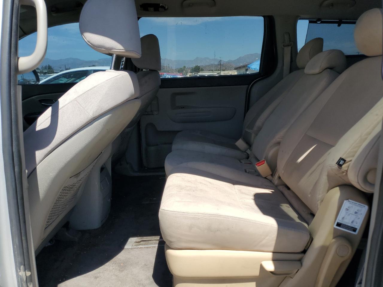 2016 KIA SEDONA