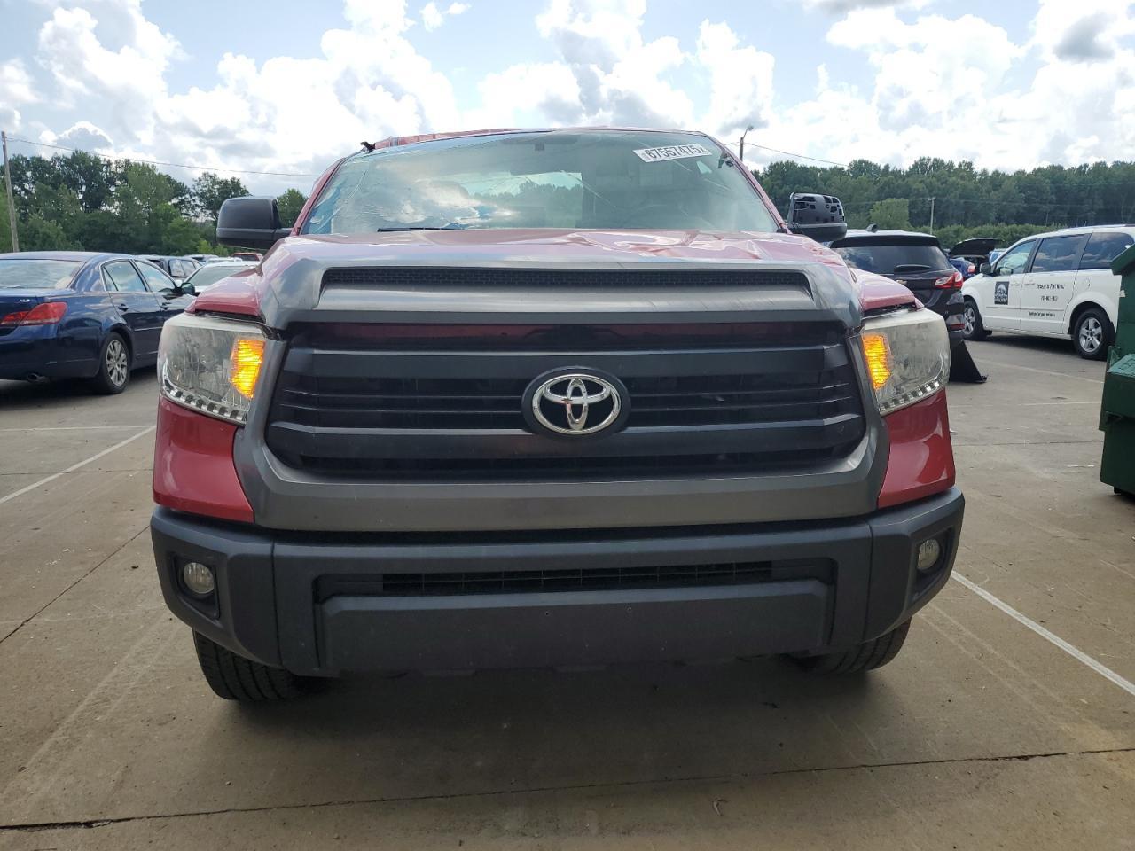 2017 TOYOTA TUNDRA