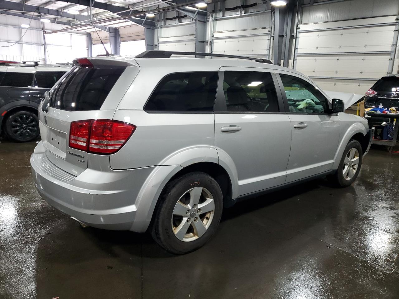 2010 DODGE JOURNEY