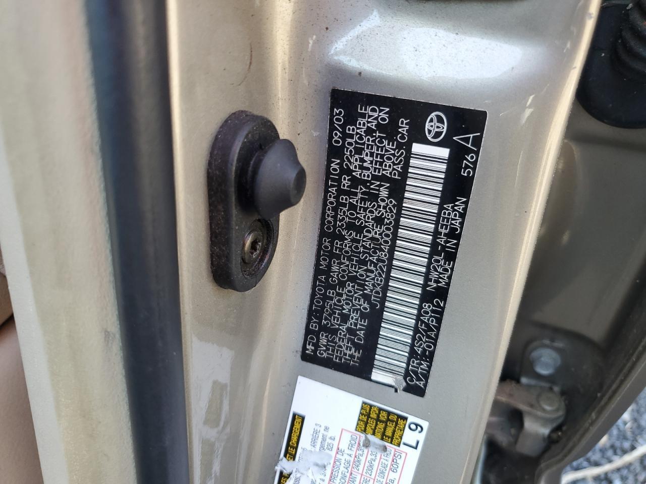 2004 TOYOTA PRIUS