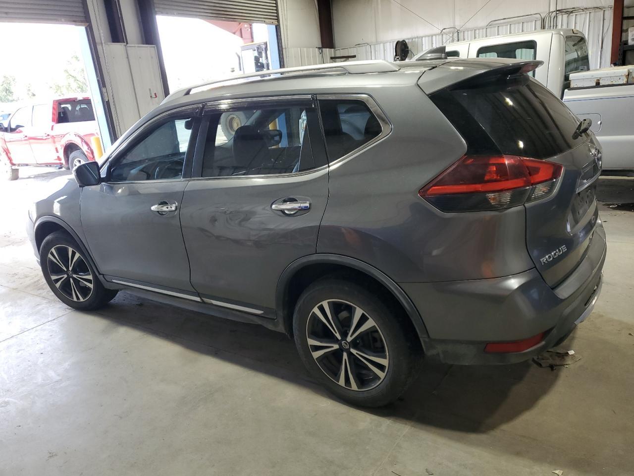 2018 NISSAN ROGUE