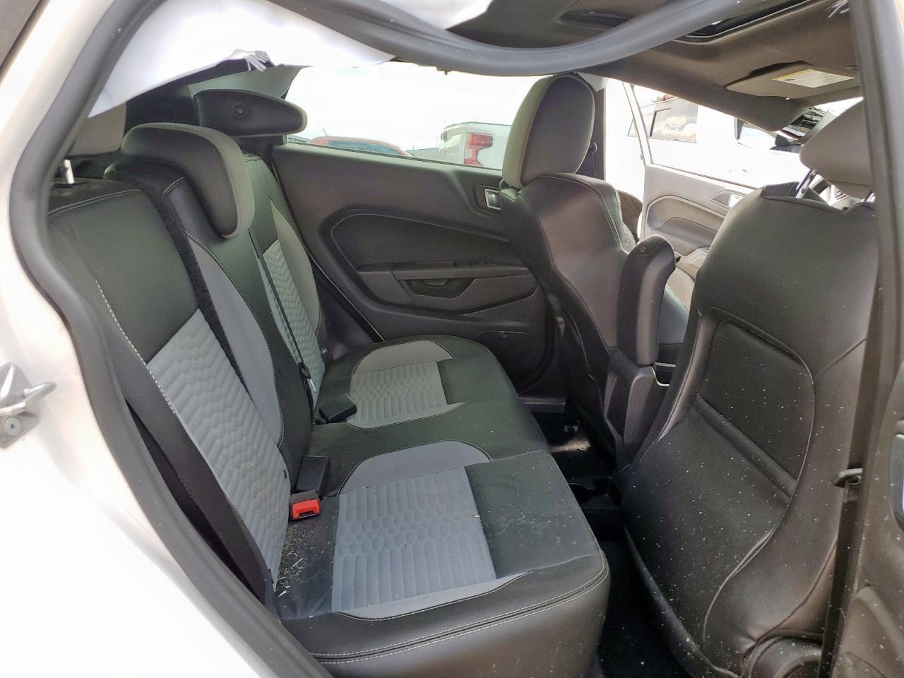 2017 FORD Fiesta