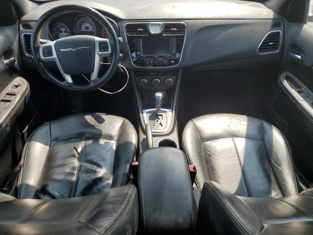 2013 CHRYSLER 200
