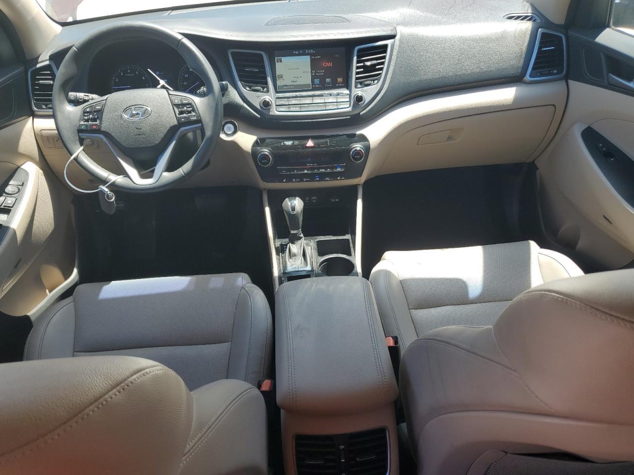 2017 HYUNDAI TUCSON