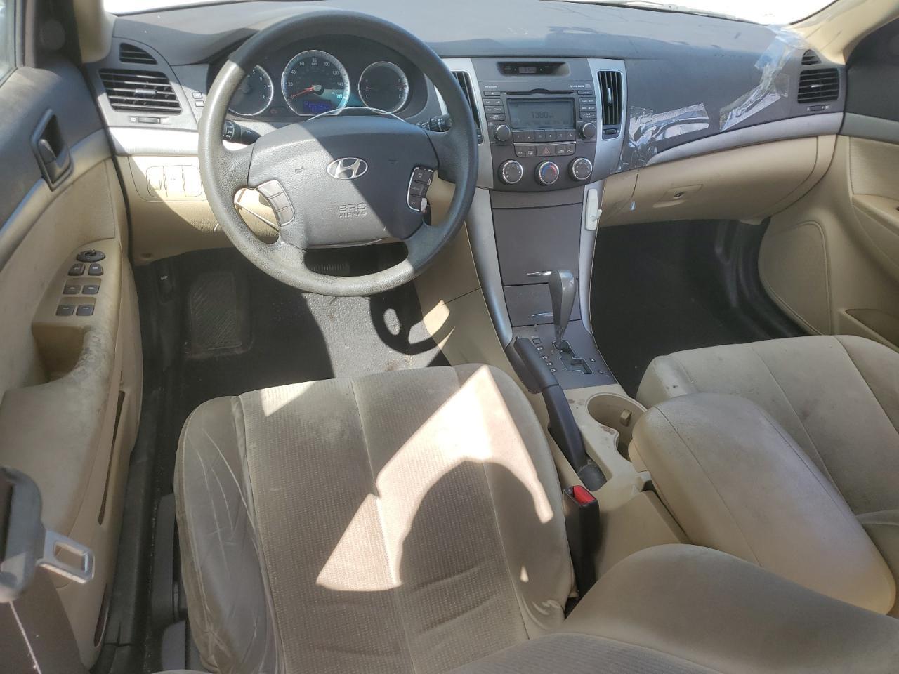 2010 HYUNDAI SONATA