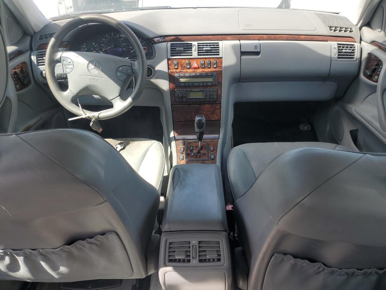 2001 MERCEDES-BENZ E-Class