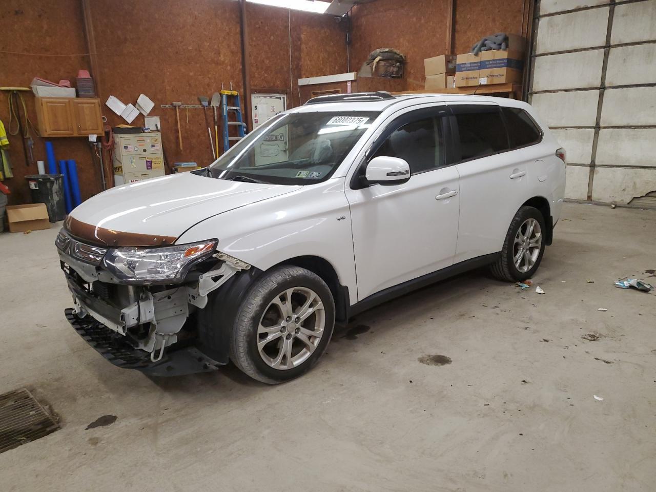 2014 MITSUBISHI outlander
