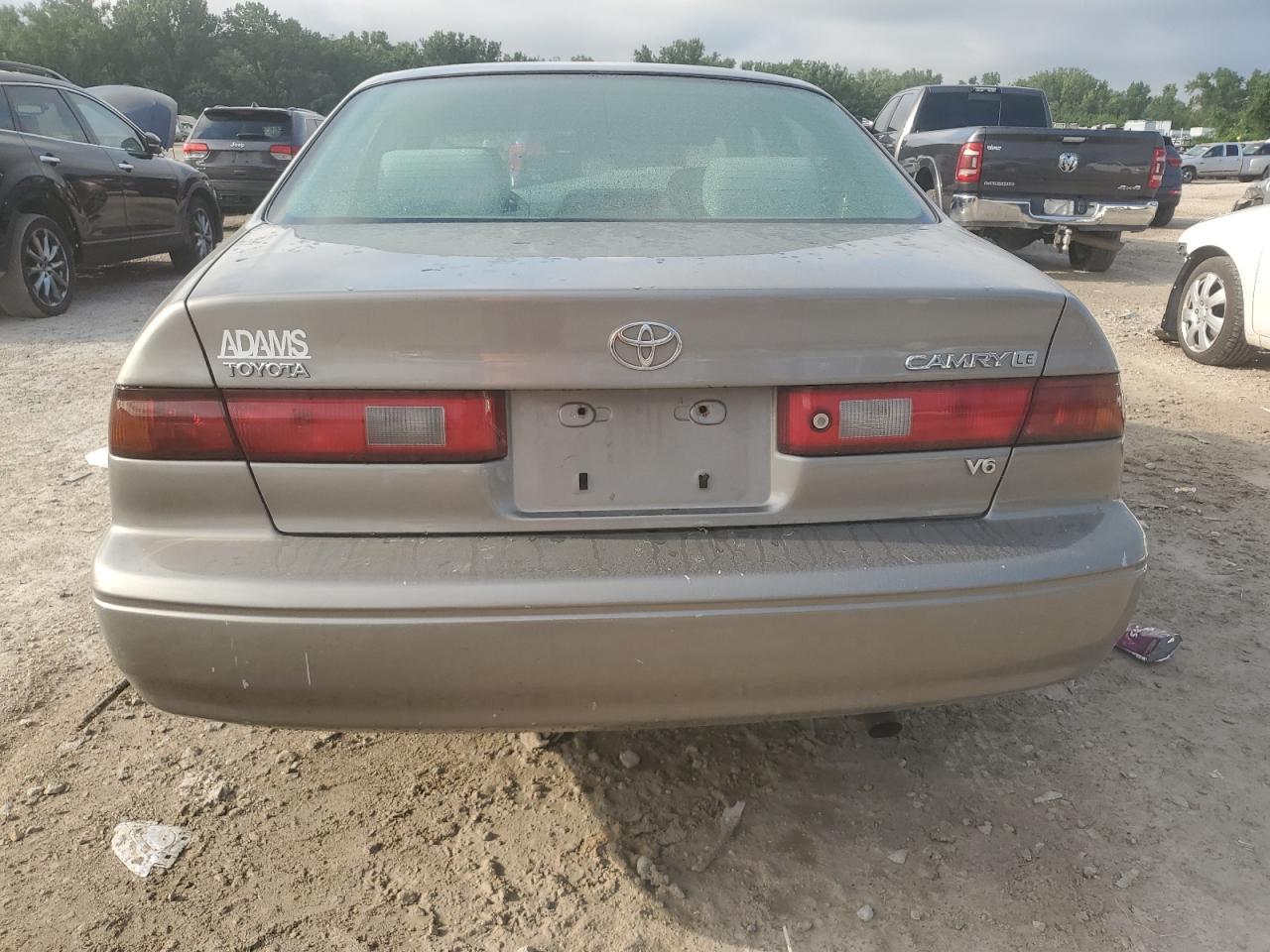 1997 TOYOTA CAMRY