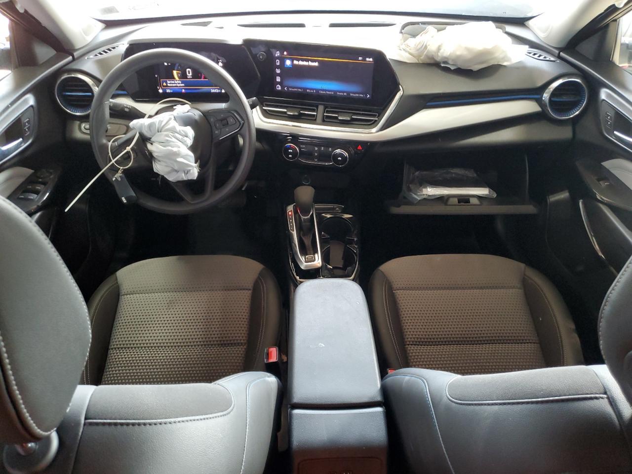 2025 CHEVROLET TRAX